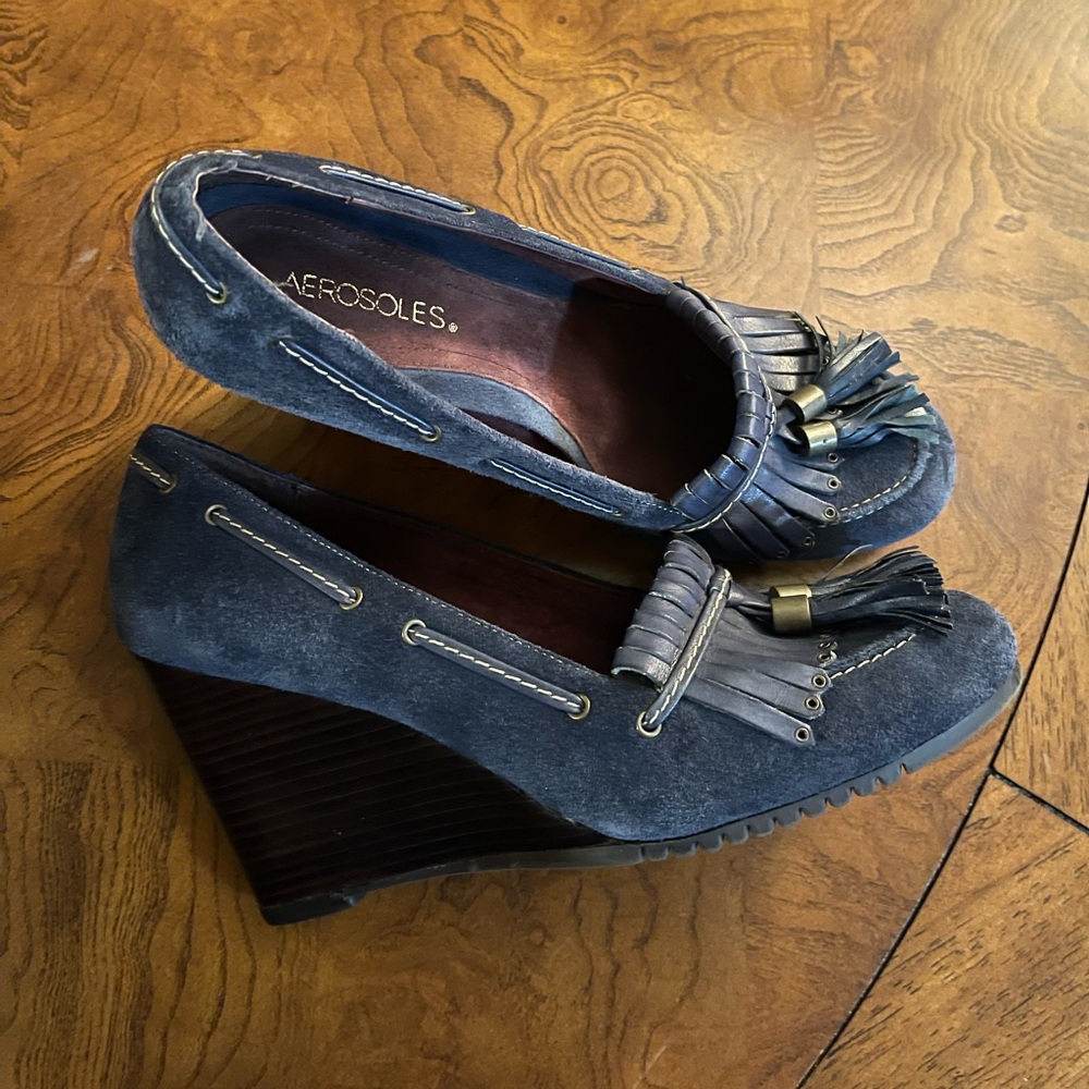 Aerosoles Suede Tassel Wedge